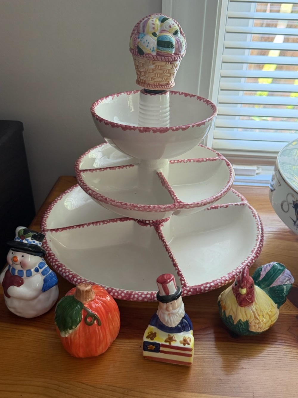 Like new 3-Tier ALL SEASON/MULTI HOLIDAY tiered Ceramic tray Server
